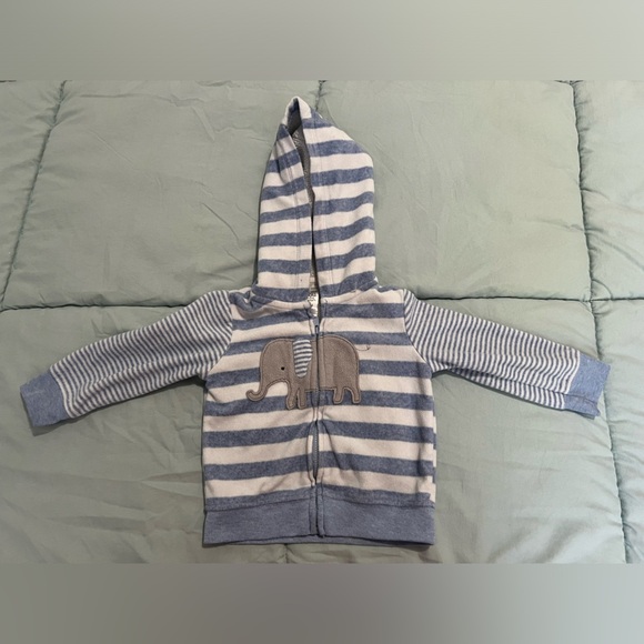 Carter’s Just on you Baby boy set of 2 piece Hoodie and Pant Size 12 Months - Picture 3 of 9